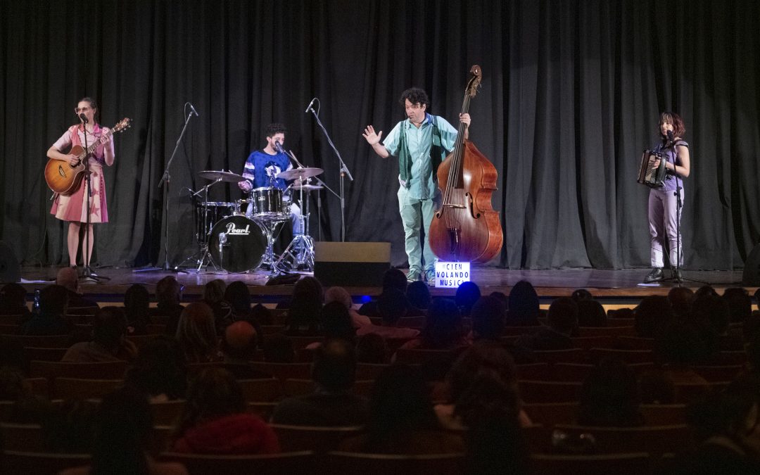 Espectáculo musical en FOETRA